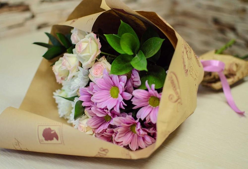 Букет цветов из: Розы и Хризантемы в Гдове