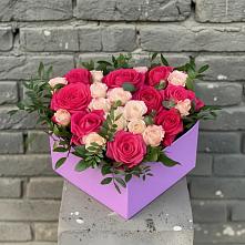 Цветочная композиция из Розы в коробке в Гдове