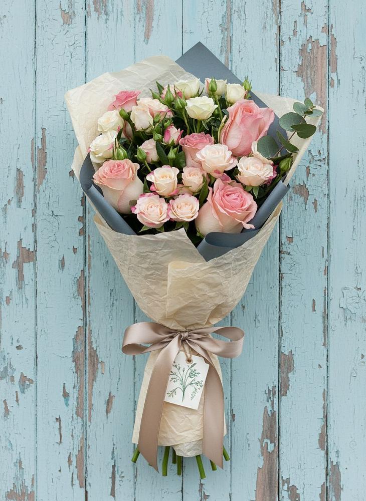 Букет цветов из: Розы в Гдове