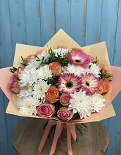 Букет цветов из:  Розы, Герберы и Хризантемы в Гдове