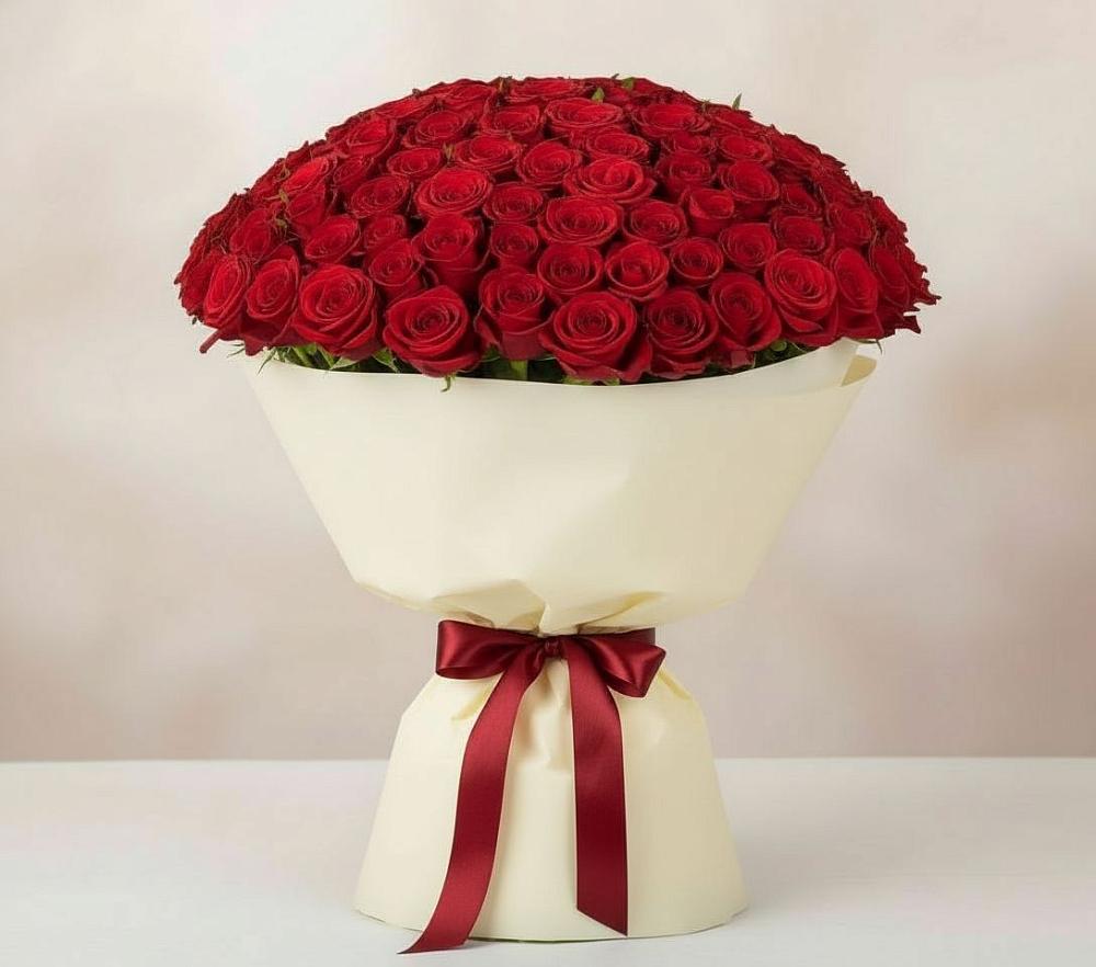 Букет 101 Красная роза Милано в Гдове