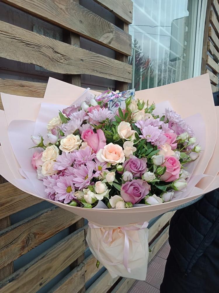 Букет цветов из: Розы и Хризантемы в Гдове