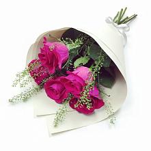 Букет цветов из:  Розы в Гдове