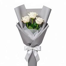 Букет 3 белые розы в Гдове