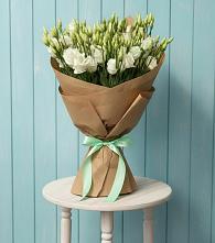 Букет цветов из:  Лизиантусы в Гдове