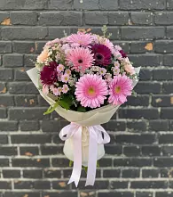Букет цветов из:  Герберы и Хризантемы в Гдове